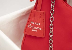 Prada Re-Edition 2005 Nylon replica