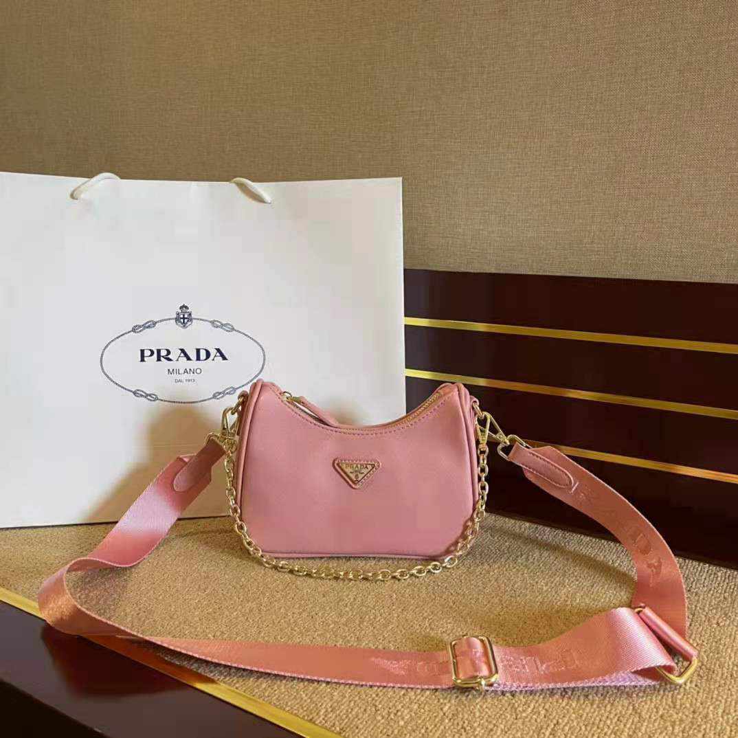 Prada Re-Edition Shoulder Bag Mini Nylon replica