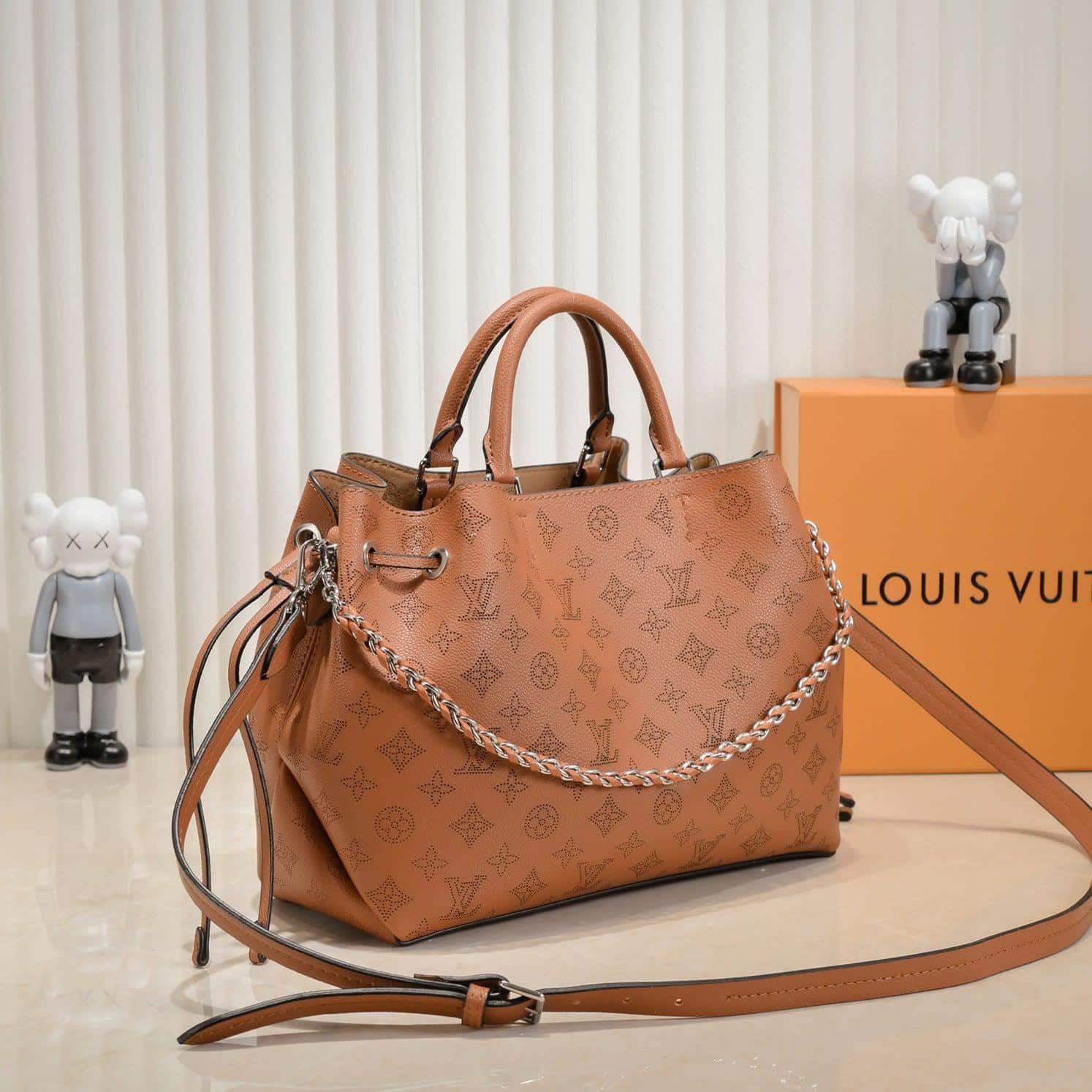 Louis Vuitton BELLA TOTE replica bag