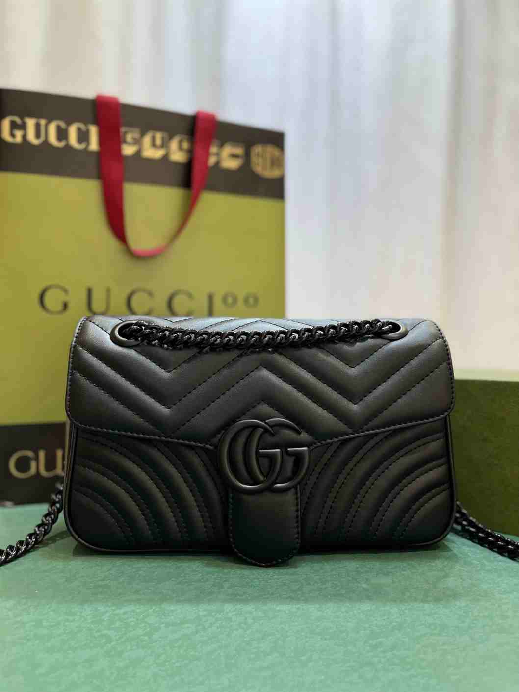 GG Marmont small Matelassé Shoulder Bag replica