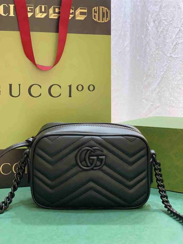 Gucci GG Marmont Matelassé Mini Shoulder Bag replica