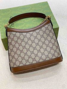 Gucci Large Shoulder Bag with Interlocking G replica