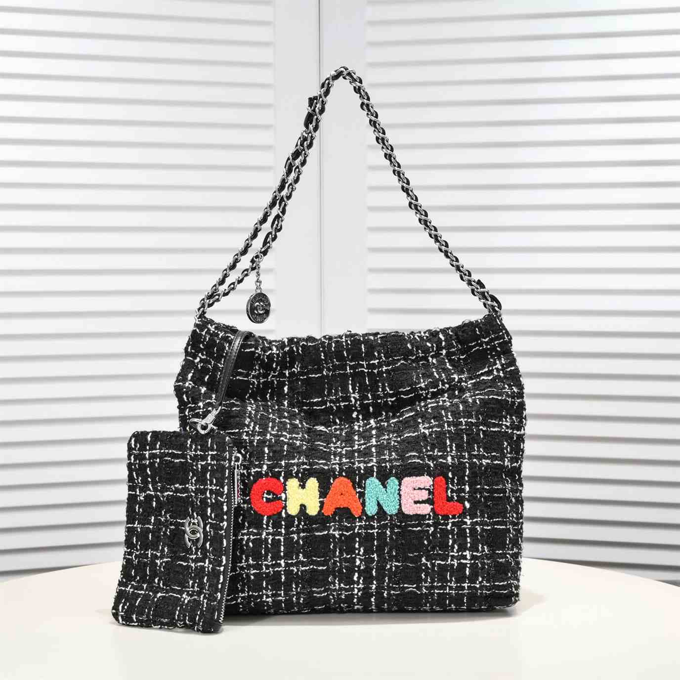 CHANEL 22 Medium Handbag Wool Tweed replica - Affordable Luxury Bags
