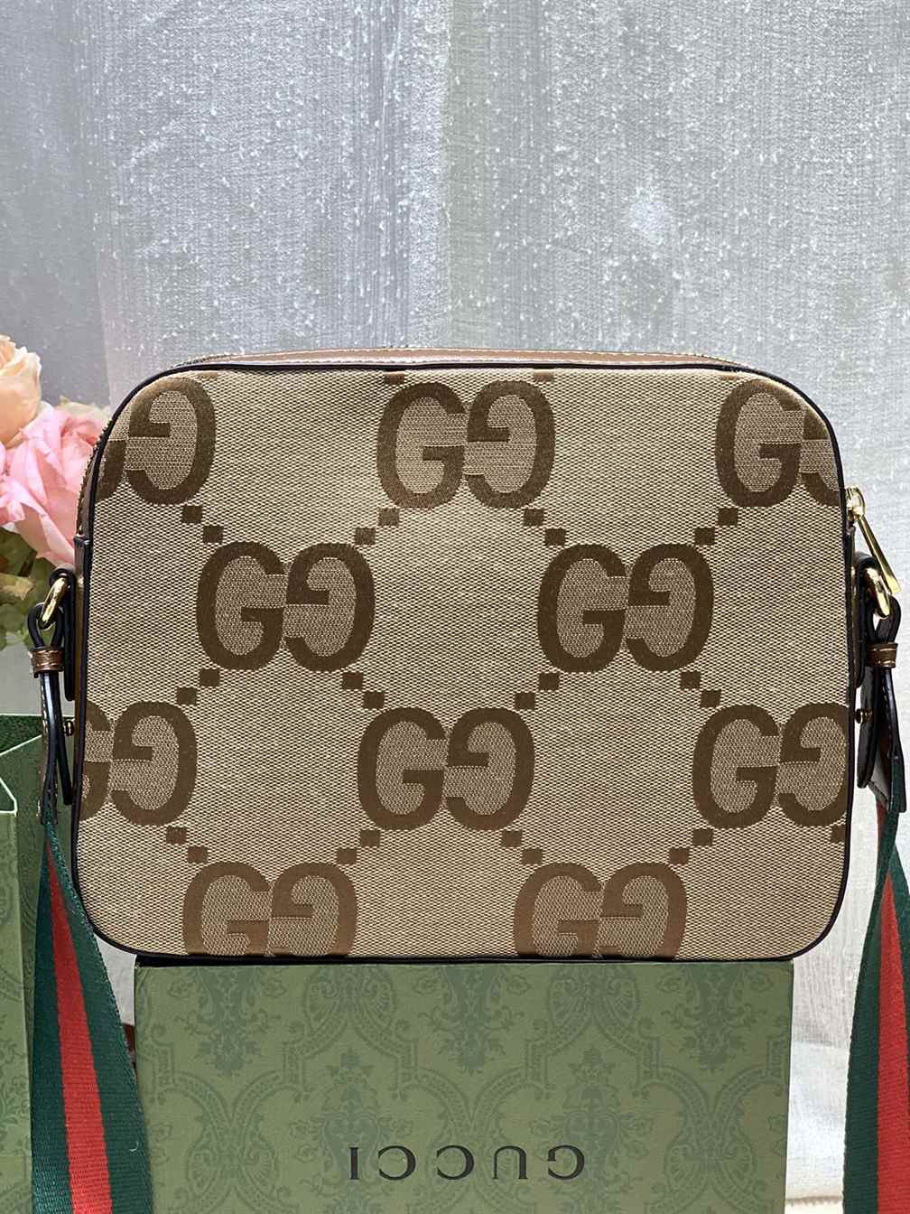 Gucci Messenger Bag With Jumbo GG replica