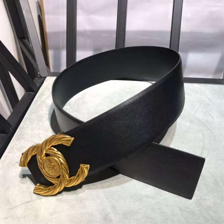 Chanel Glazed Calfskin CC Belt