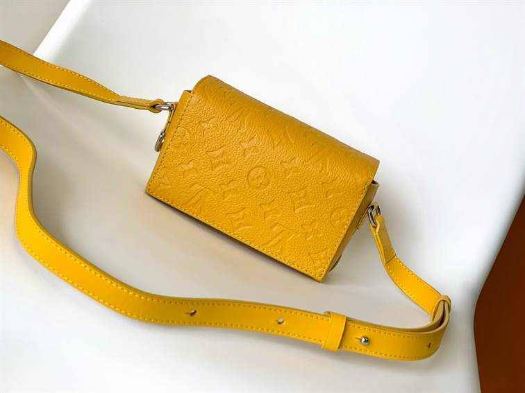 Louis Vuitton Steamer Wearable Wallet-Original Replica